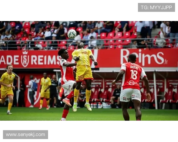 勒芒与尼奥尔的激烈对决揭示法乙联赛的竞争魅力与球队实力较量