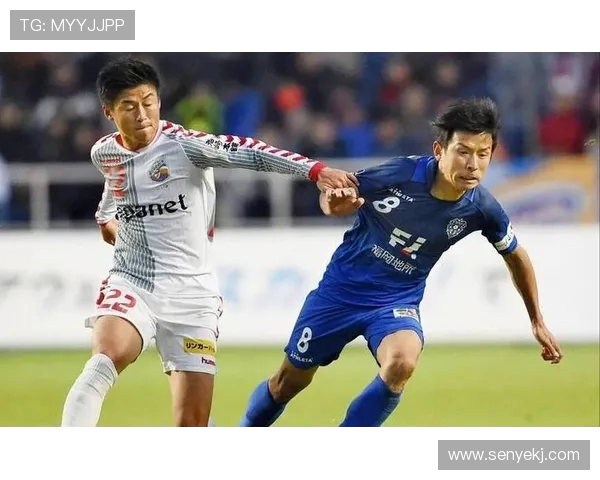 德岛漩涡与京都绿茵的激烈对决展现足球魅力与团队精神的巅峰之战 德岛漩涡与京都绿茵的激烈对决展现足球魅力与团队精神的巅峰之战