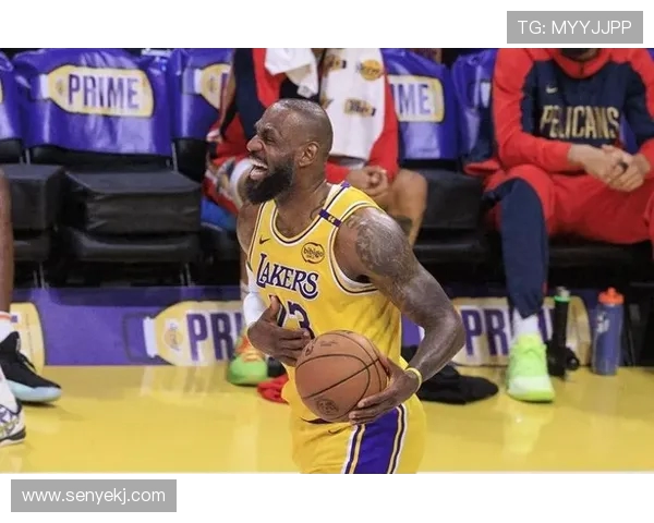 湖人与勇士明星赛巅峰对决球星云集点燃激情赛场