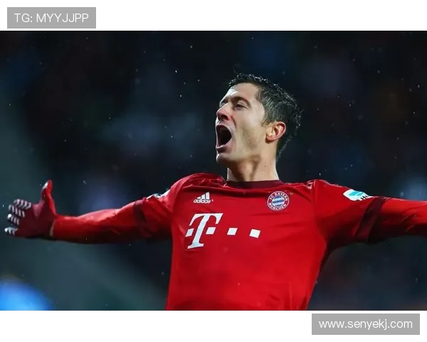 莱万携手球队再创辉煌追逐金靴梦想的足球传奇之路