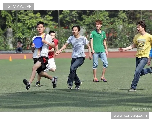 重庆飞盘队在飞盘比赛经验排行榜中荣获第六名展现出强大实力与团队合作精神